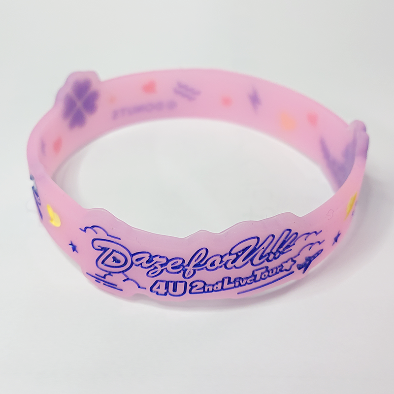 【希少】【即購入可】BUMP バンドスコア ステッカー ラババン CD 4U 2nd Live Tour Daze forU!! ラバーバンド(ピンク) – Tokyo